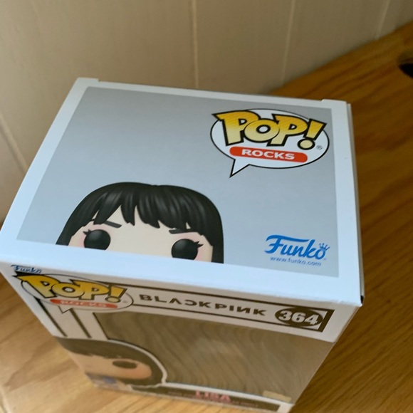NIB Blackpink Lisa Funko Pop! Vinyl Figure #364 - Picture 9 of 10